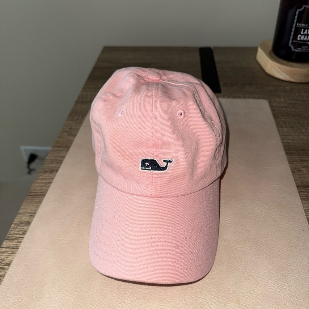 Vineyard Vines Whale Logo Baseball Hat – Light Pink Adjustable